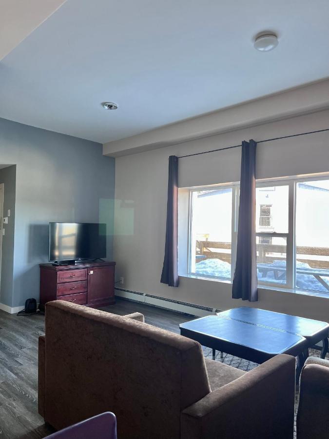 Hwy 17 Hotel واوا المظهر الخارجي الصورة