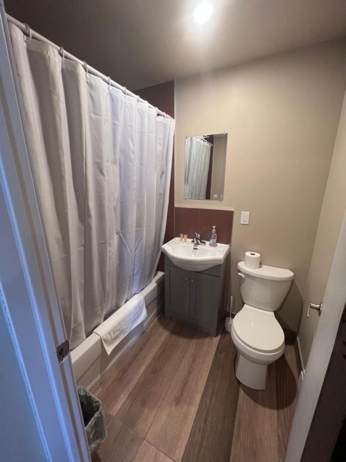 Hwy 17 Hotel واوا المظهر الخارجي الصورة